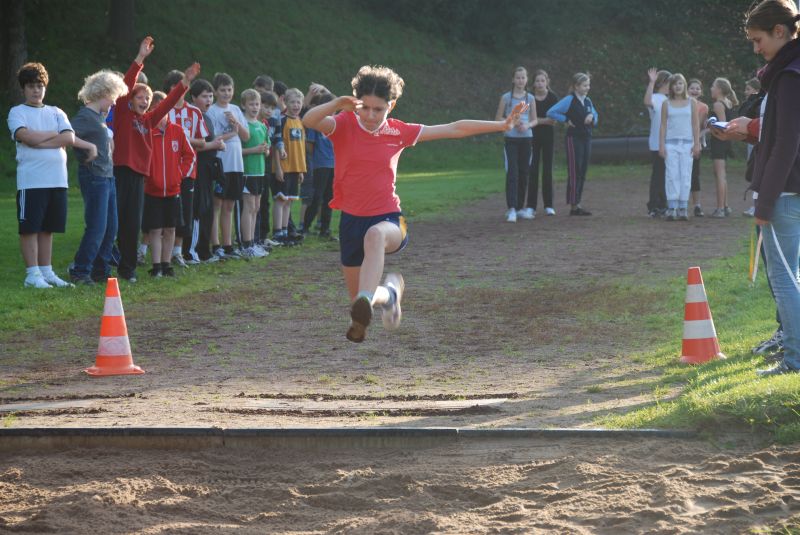 Mindestens 4,5 Meter.