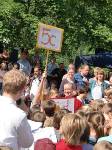 Und wer reckt das 5c-Schild in die Höhe?