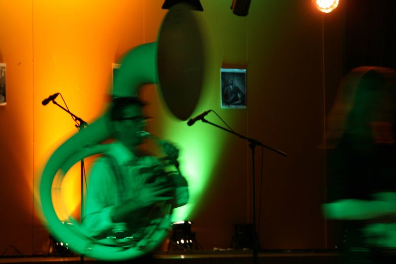 Wer ist das? Und was passiert hier?