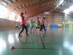 On joue au basket.