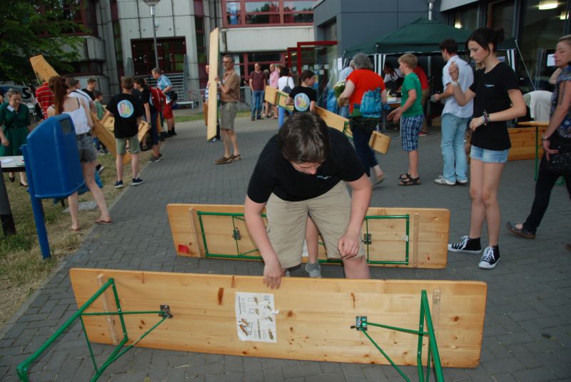 Pünktlich zum Auftakt des Open Air-Events kündigt sich das Unwetter an.