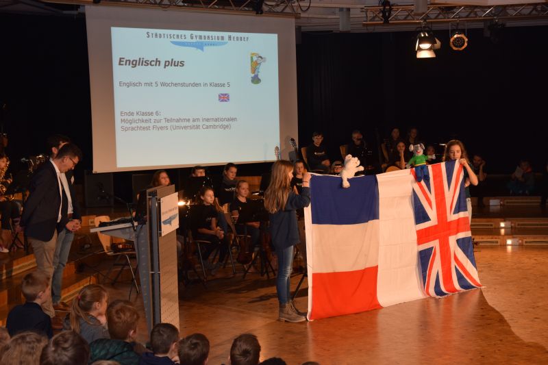 Englisch und Französisch präsentieren sich gemeinsam.