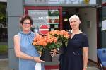 So viele Rosen haben sich Frau Hannas und Frau Kremer-Fitz mindestens verdient! Diese gehen aber ersteinmal an die Abiturient:innen.